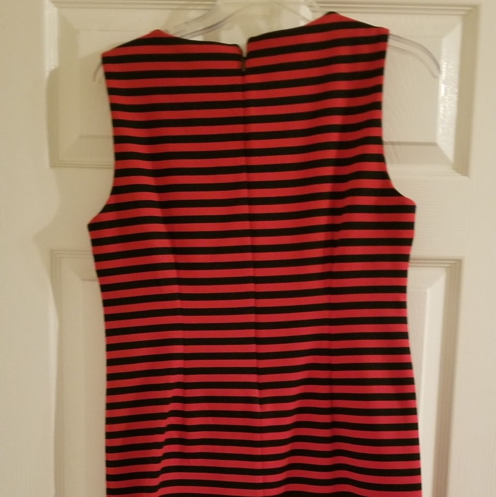 Dress - Picture 3 of 5